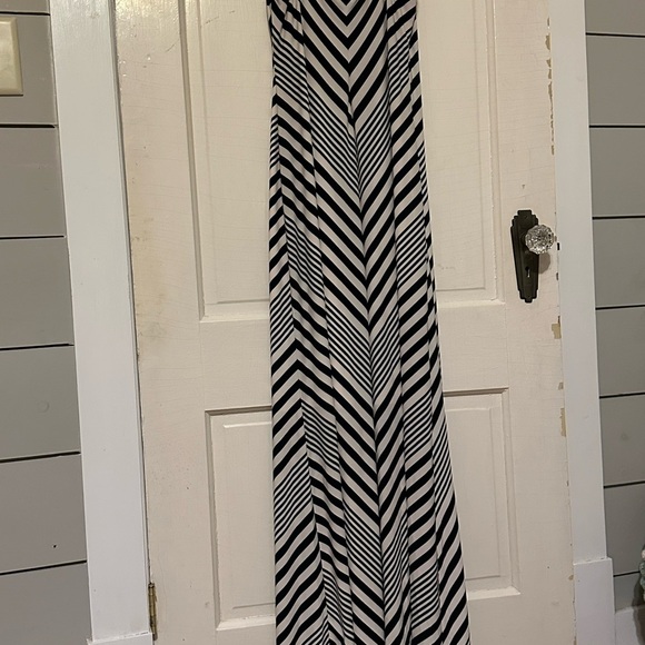 Ralph Lauren Elegant Black and White Dress sash stripe maxi - Picture 3 of 5